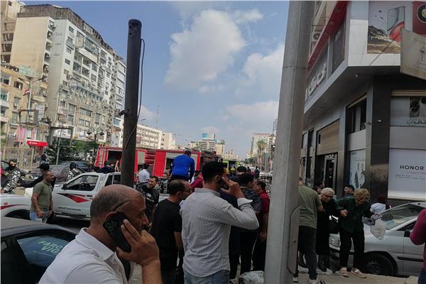 الحماية المدنية بالغربية تسيطر على حريق بمعرض للأدوات الكهربائية بطنطا