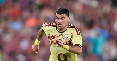 وليد صلاح الدين: سعيد لتألق زيزو أمام برشلونة.. وأكرم توفيق صفقة قوية