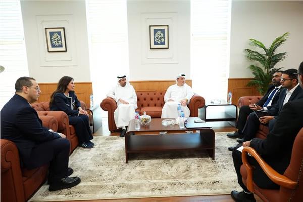 وزيرة الإسكان تبحث مع مجموعة «مدن القابضة» الإماراتية مستجدات مشروع رأس الحكمة