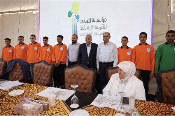 محافظ المنيا يشهد تخريج الدفعة الأولى من مدرسة «محمود العناني للتكنولوجيا الزراعية»