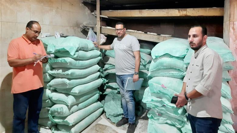 ضبط 21 طن دقيق مدعم قبل بيعها في السوق السوداء خلال 24 ساعة