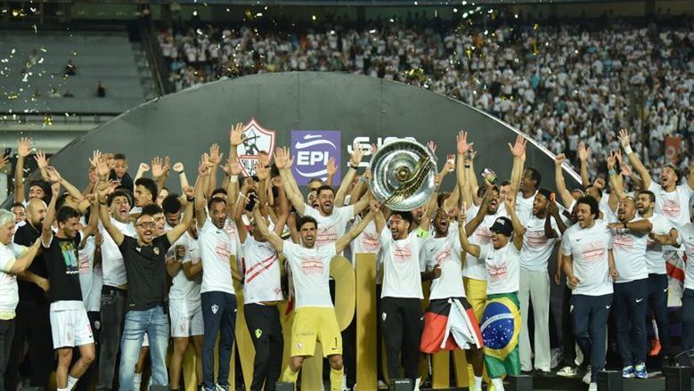 مرتديا طرحة.. نجم الزمالك يثير الجدل قبل ظهوره في التدريبات