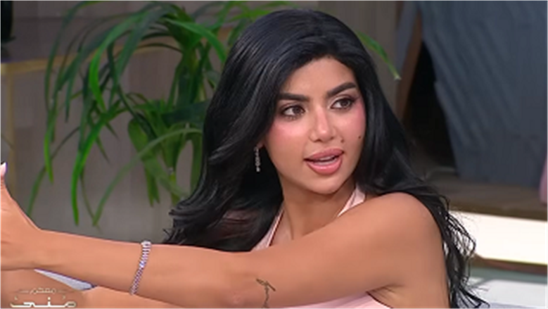 كارولين عزمي تكشف تفاصيل نجاتها من الغرق في الساحل: «مبعرفش أعوم»