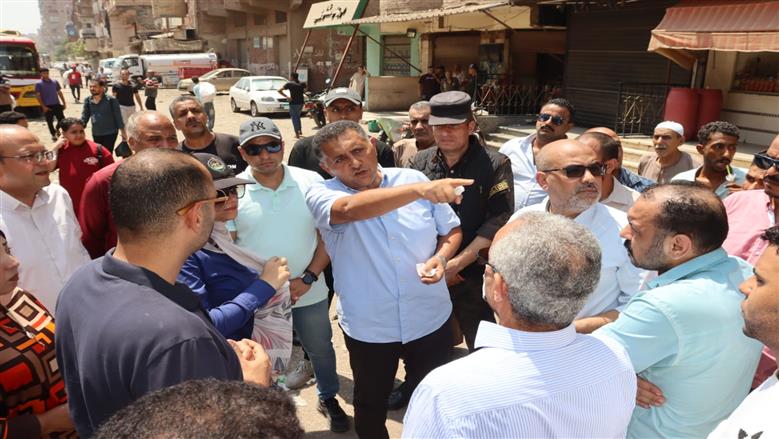 محافظ القليوبية يعاين الجزيرة الوسطى لبحث إنشاء مشروعات خدمية وتنموية