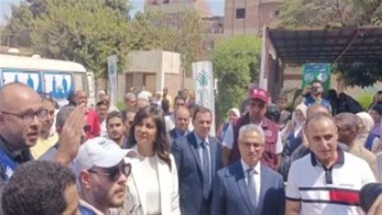 التحالف الوطني يواصل فعالياته لدعم الأولى بالرعاية بقافلة مساعدات إلى باروط بني سويف