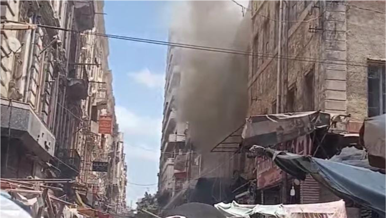 السيطرة على حريق داخل إحدى غرف إدارة غرب التعليمية بالإسكندرية دون إصابات