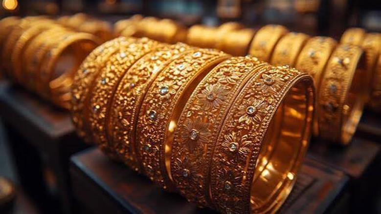 أسباب ارتفاع سعر الذهب في أغسطس الجاري.. الأوقية تربح 386 دولارا