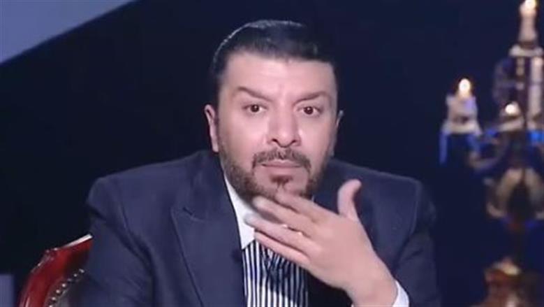 مصطفى كامل: نرفض «التعري» على المسرح لحماية الصورة العامة للفن المصري