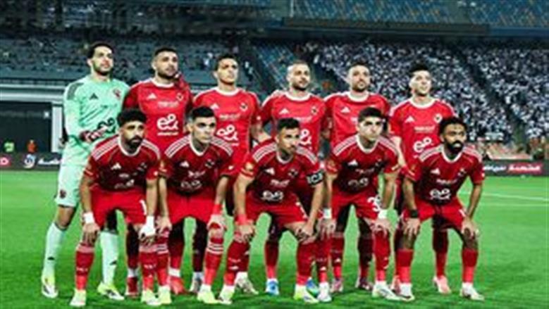 تشكيل الأهلي المتوقع أمام برشلونة.. من يحرس عرين المارد الأحمر؟