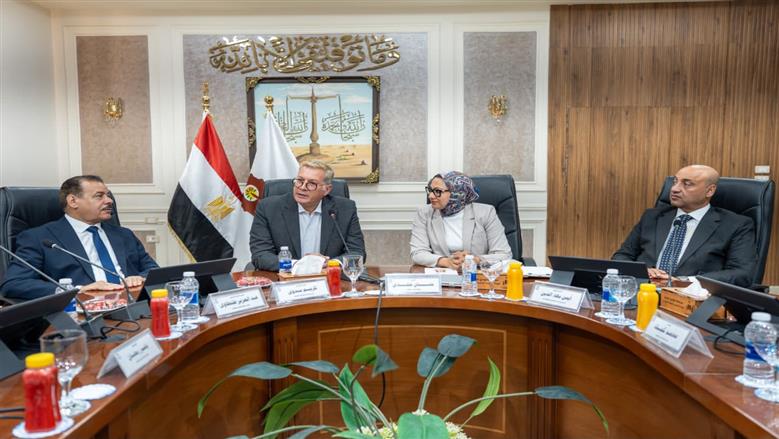 «فوسفات مصر».. إنشاء أول مدرسة تكنولوجية متخصصة في التعدين بالوادي الجديد
