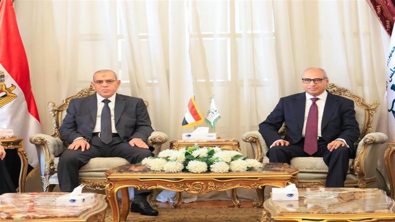 رئيس مجلس القضاء الأعلى يهنئ المستشار محمود أبو الدهب بتوليه رئاسة مجلس الدولة
