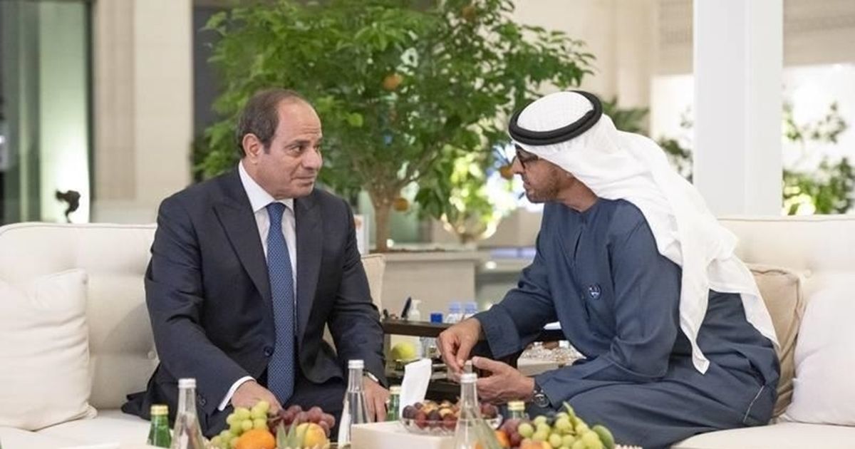 هل يضغط ابن زايد على السيسي بإلغاء إقامة آلاف المصريين؟