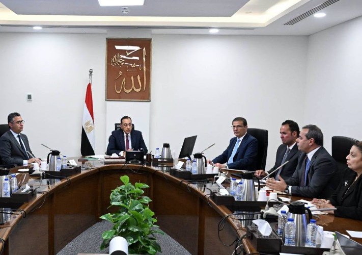 توفر فرص عمل للشباب والمرأة.. رئيس الوزراء: «القرية المنتجة» تستهدف تحويل القرى المصرية إلى تجمعات إنتاجية مستدامة