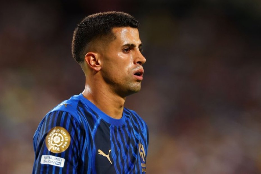 الهلال يحصل على 15 مليون يورو من صفقة انتقال كانسيلو لـ برشلونة وهذا موعد الحسم