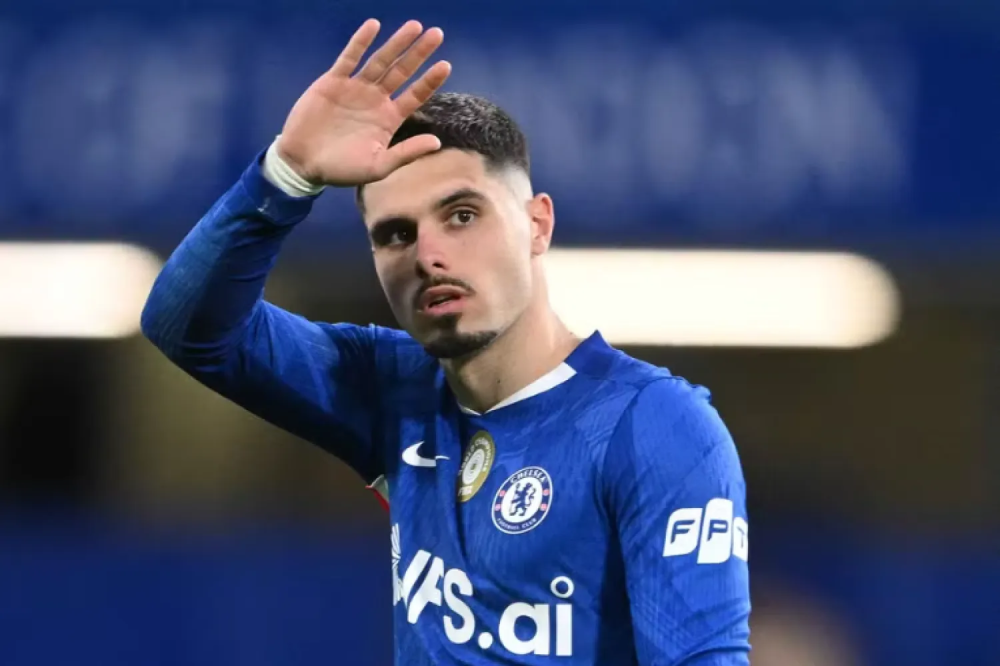 لماذا يريد الهلال التعاقد مع بيدرو نيتو؟.. جناح «الفوضى» الذي قد يمنح إنزاجي سلاحًا جديدًا