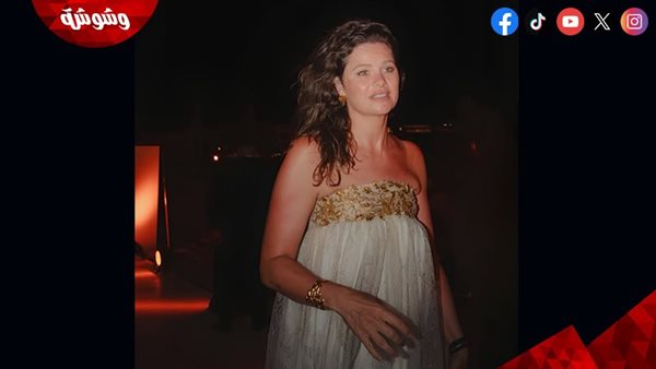 يسرا اللوزي تعتمد الجمال الطبيعي في أحدث ظهور رسمي لها