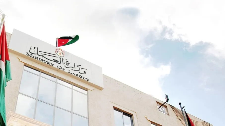 “العمل”: 5268 شكوى عمالية %42.5 منها بسبب عدم دفع الأجور…