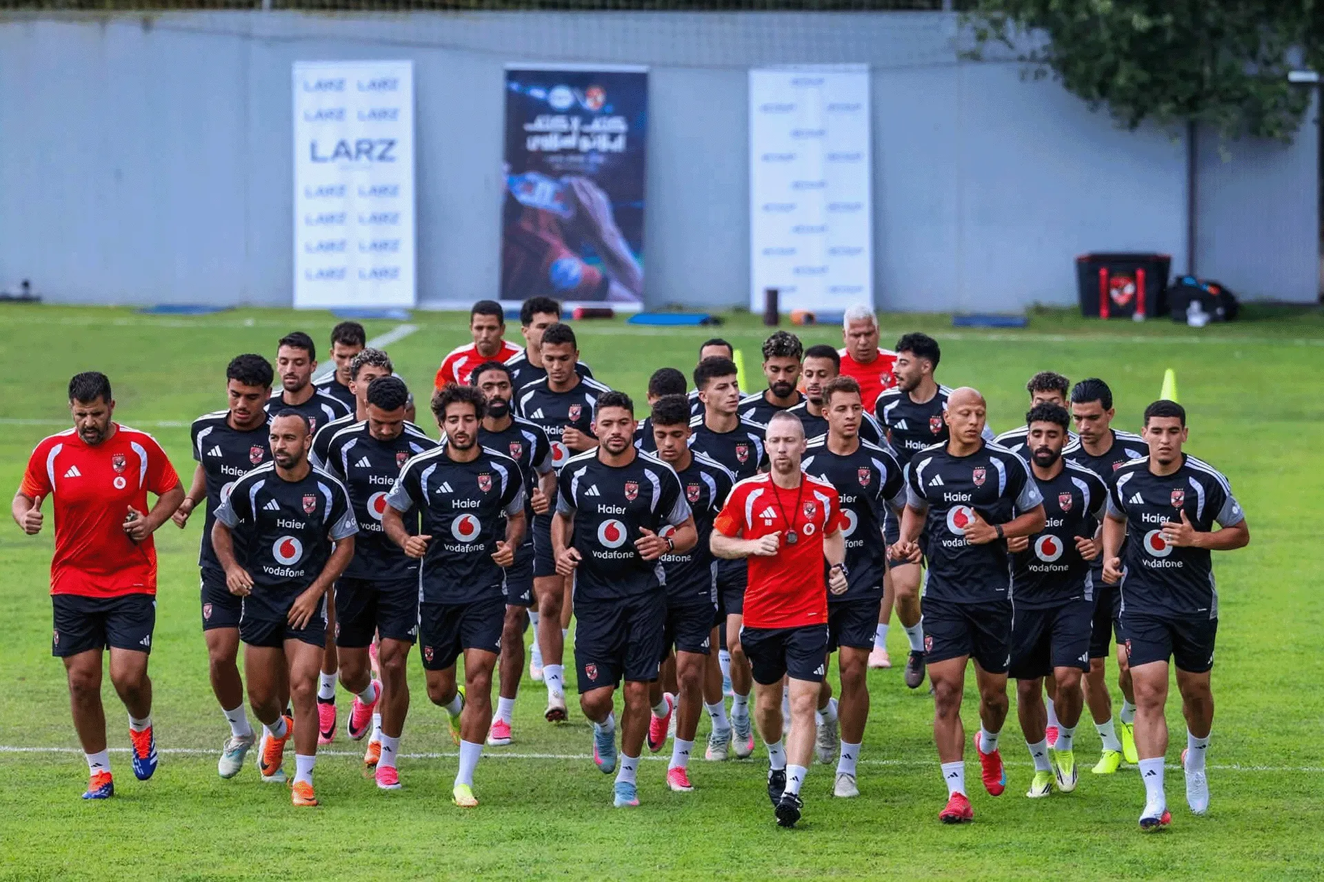الأهلي يصل إلى برشلونة استعدادا لكأس خوان غامبر | رياضة