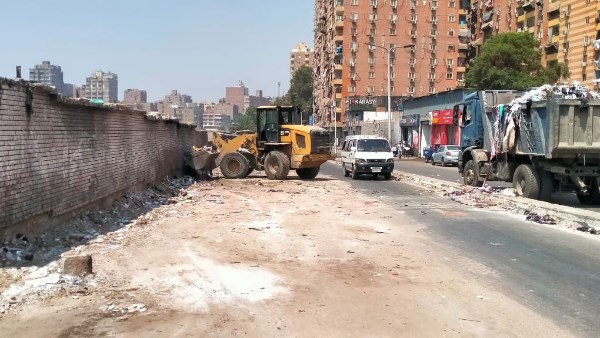 بعد جولة صباحية.. محافظ الجيزة يوجه بحملات فورية للنظافة والإشغالات والتعديات