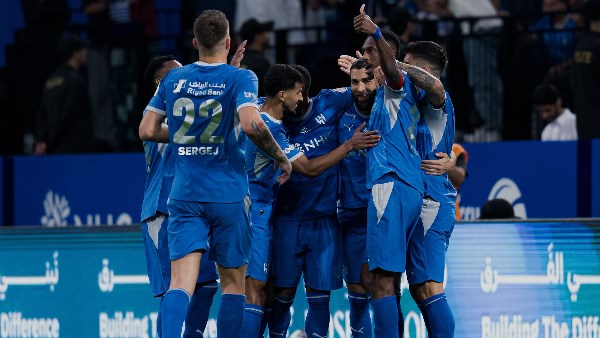 من 3-0 إلى 4-2 .. ماذا يحدث للهلال في الشوط الثاني فى افتتاح الدوري السعودي؟