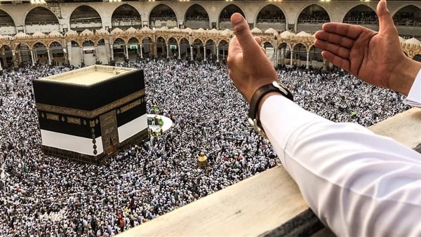 تفاصيل نظام الإعاشة الجديد للعمرة.. ماذا سيدفع المصريون قبل السفر؟