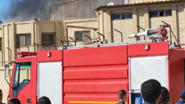 دون إصابات.. السيطرة على حريق داخل مطعم شهير بشارع طه حسين في المنيا