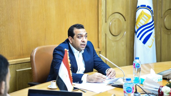 قنا تعقد اجتماعًا لتدشين مبادرة “أنا متعلم مدى الحياة”