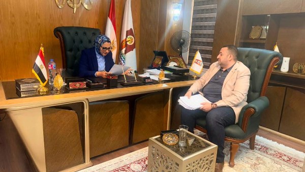 أخبار الوادي الجديد| المحافظ تلتقي أعضاء النواب والشيوخ.. والنائب يشارك بورشة عمل تطوير نظم عمل الإدارة المحلية