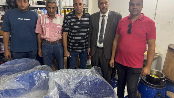 ضبط 17.5 ألف طن من خامات التصنيع ومستلزمات تعبئة مستحضرات التجميل بالغربية| صور