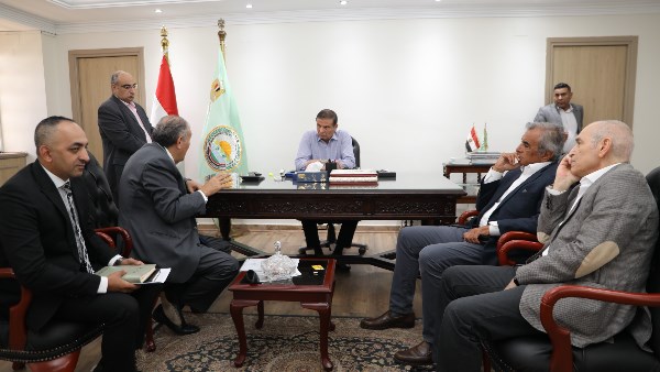 وزير الزراعة يوجه بسرعة حسم طلبات النواب وحل مشكلات المواطنين