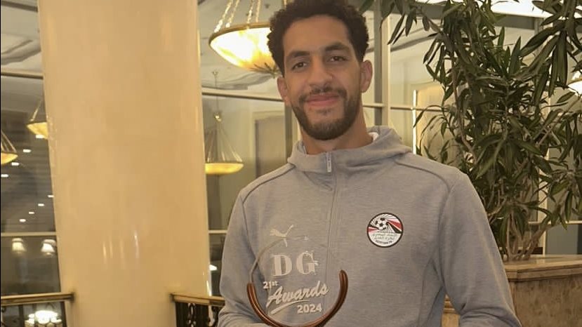 أحمد شوبير يكشف موقف مصطفى من عروض الاحتراف وتجديد عقده مع الأهلي