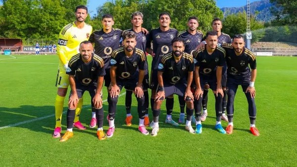 لقطات من مباراة الأهلي الودية .. صور