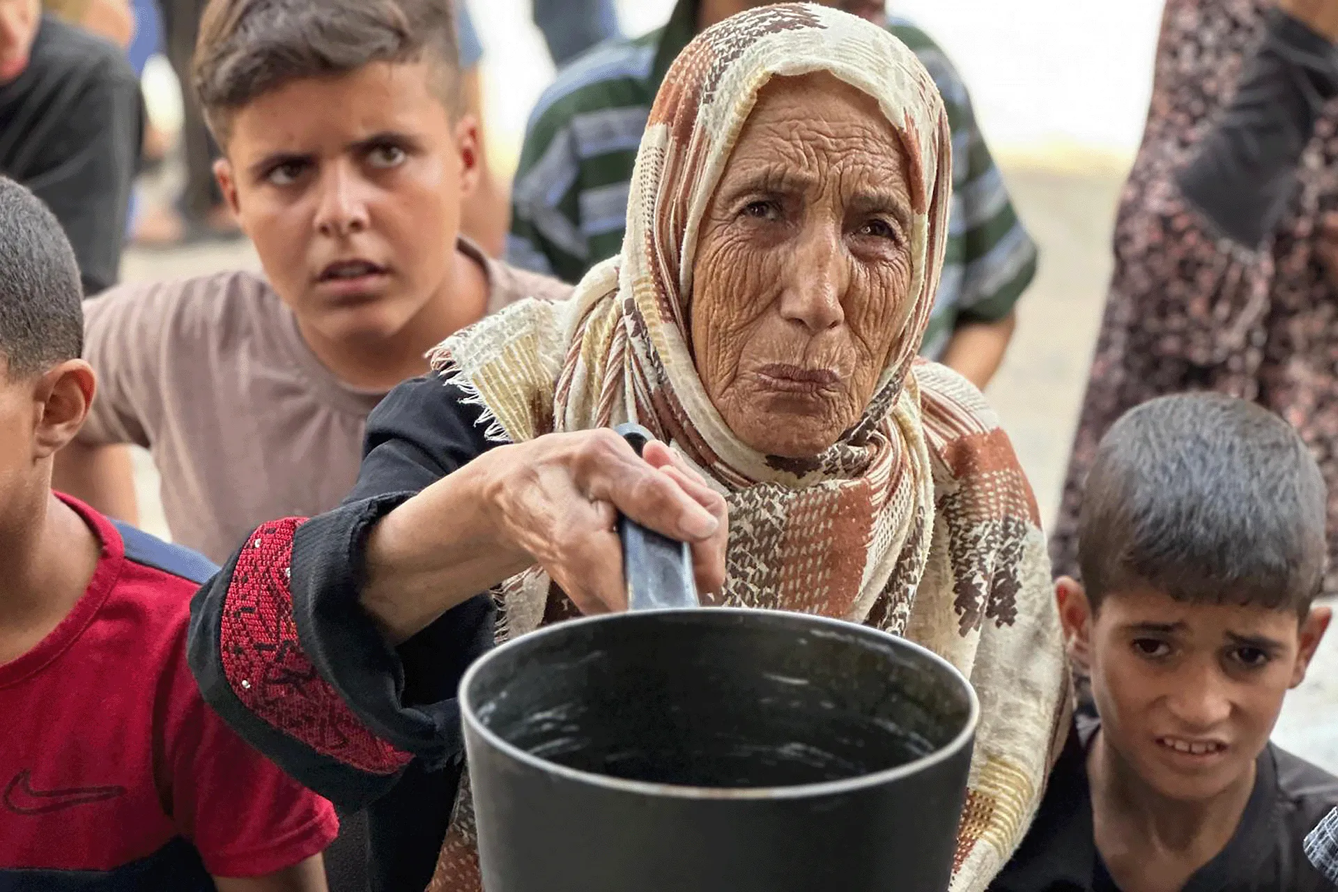 لا أعرف ماذا أقول.. ولكنني لا أحتمل ألا أقول