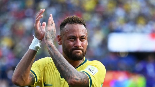 نيمار أول ضحية لقاعدة جديدة في الدوري البرازيلي لمكافحة إضاعة الوقت
