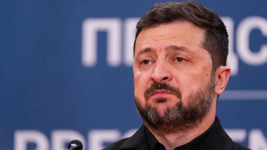 زيلينسكي يطالب واشنطن بـ5% من مخزونات “باتريوت” لتجاوز الشتاء…