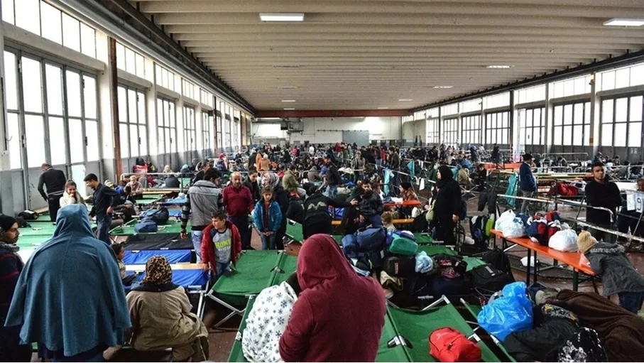 ألمانيا تلغي وتسحب لجوء آلاف السوريين…