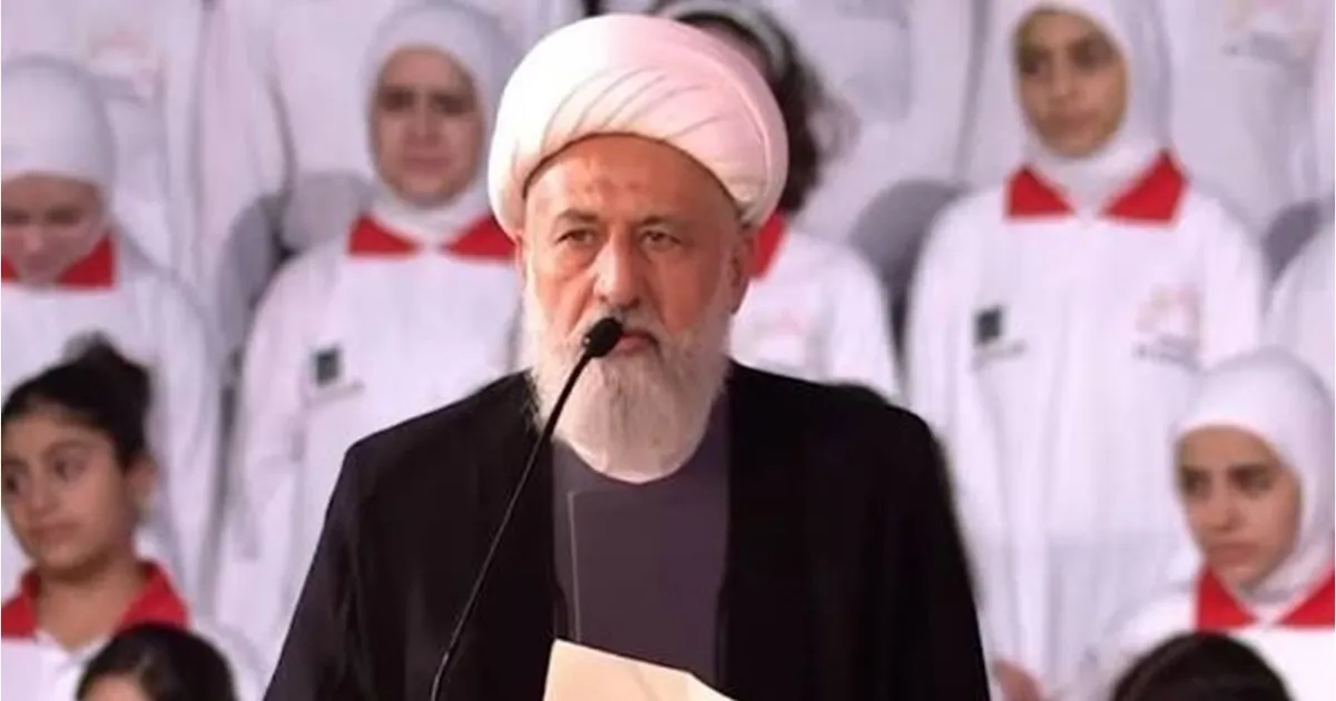 رئيس “الشيعي الأعلى” بلبنان يحذر من “انفجار الغضب الشعبي”