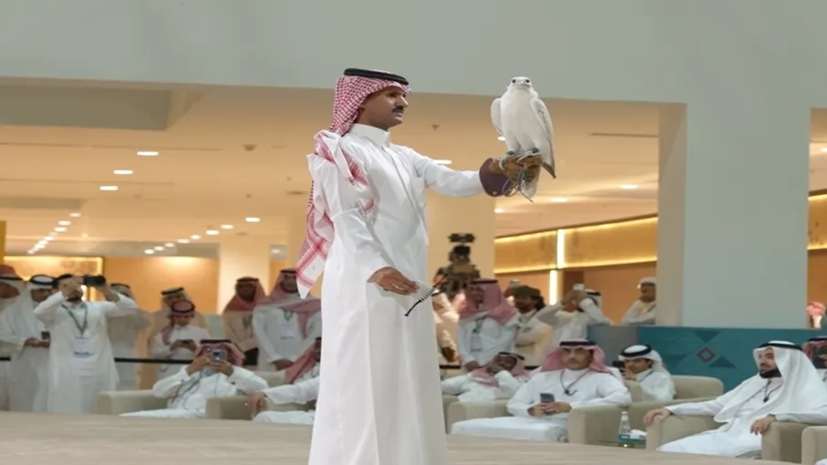 أغلى صقر في مزاد 2026 بالسعودية يباع بـ1.3 مليون ريال…