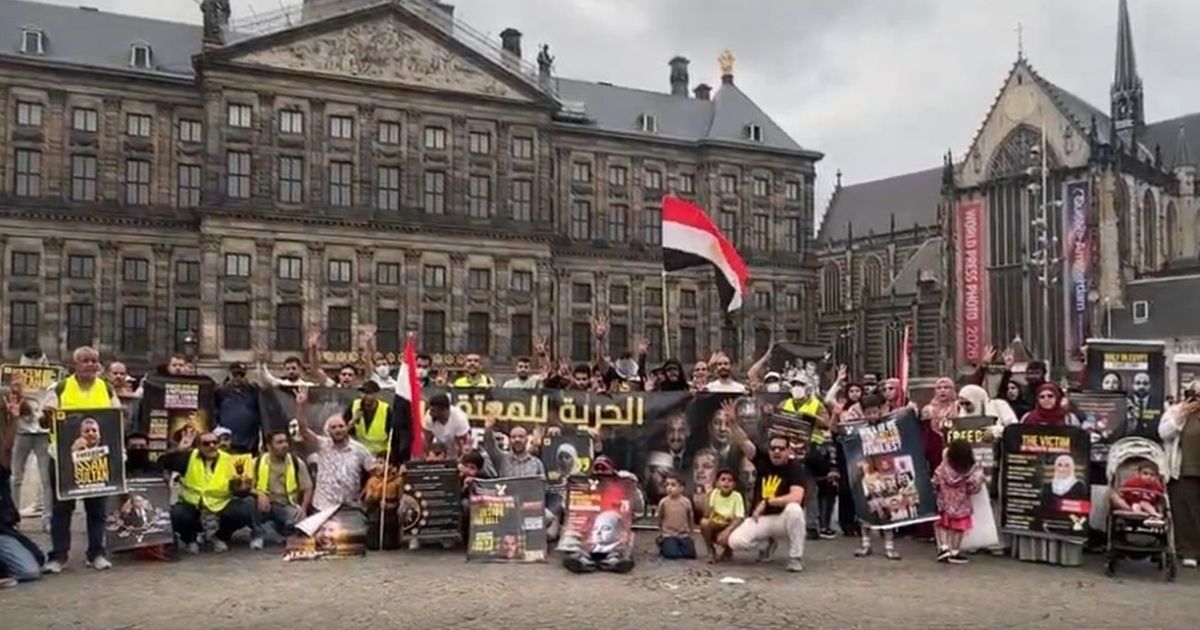 مصريون في هولندا يحيون ذكرى رابعة بمظاهرات في لاهاي وأمستردام (شاهد)