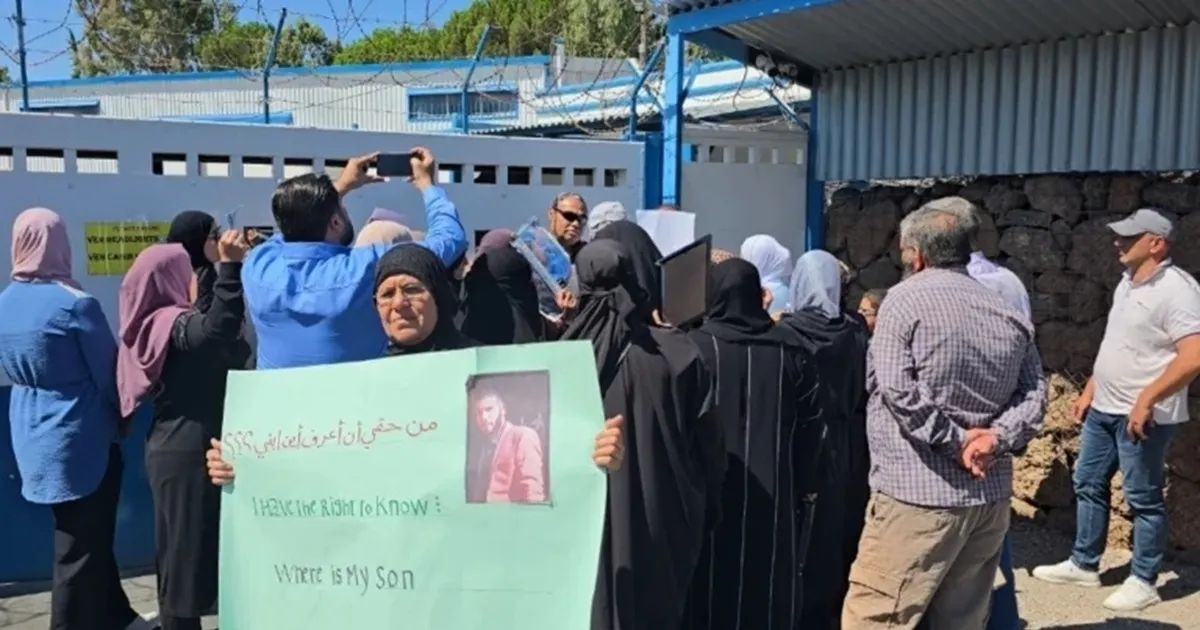 الاحتلال يصعّد في جنوب سوريا بالقصف والاعتقالات.. واستنفار للأهالي (شاهد)