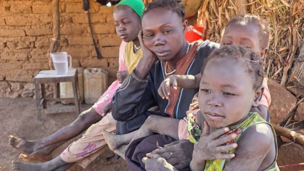 أطفال السودان يدفعون الثمن الأكبر للحرب وسط تصاعد الخسائر الإنسانية