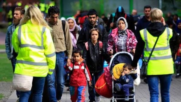 ألمانيا تلغي آلاف حالات اللجوء للسوريين