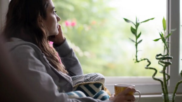 متقلقش عليا.. 5 جمل قد تخفي وراءها شعورًا بالوحدة