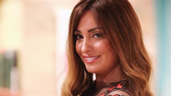 مشروب يومي في روتين نرمين الفقي.. تعرفي على وصفتها للحفاظ على جمال البشرة