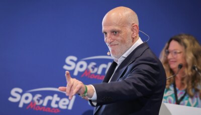 “عهد إنفانتينو انتهى”.. تيباس يشن هجومًا جديدًا على رئيس الفيفا ويطالب بثورة في كرة القدم!