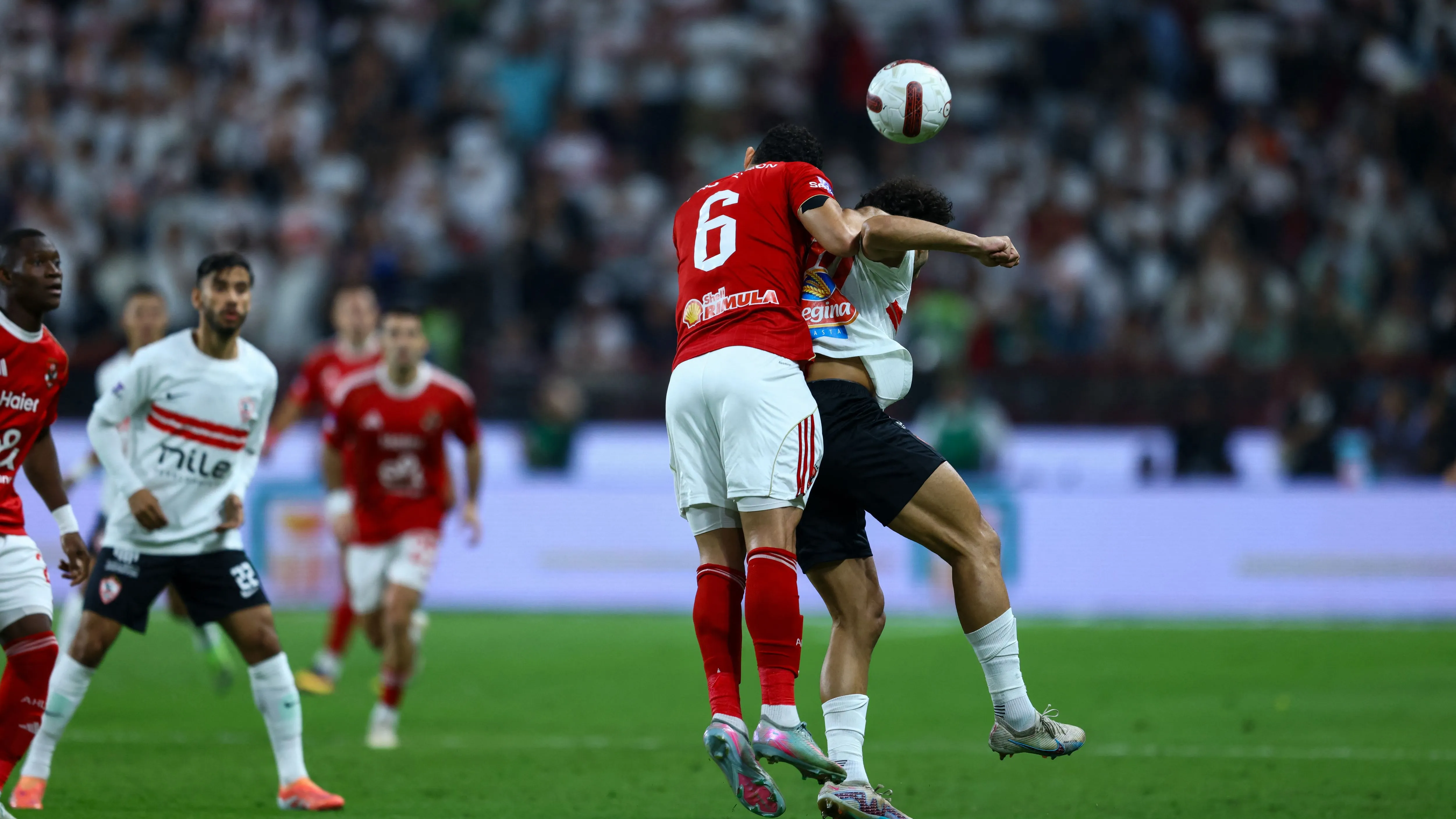 أزمة مبكرة قبل انطلاق الدوري المصري