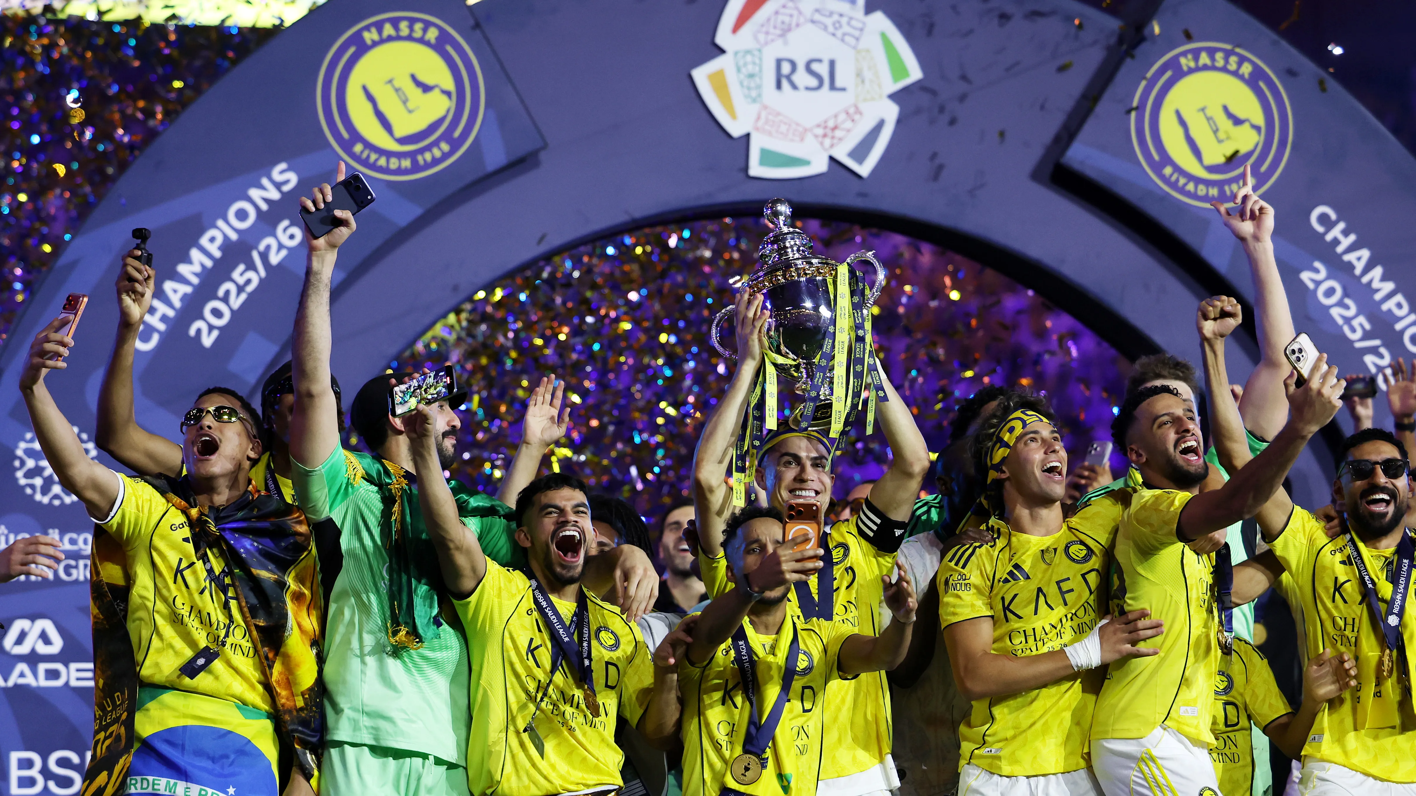 فيديو: لأول مرة.. خالد الشنيف يعلن تشجيع منافس النصر!