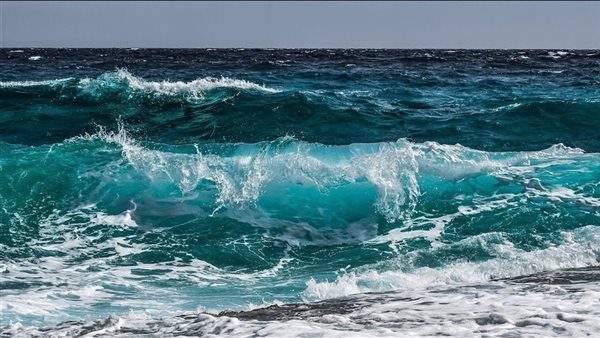 شبورة كثيفة وأمواج مرتفعة، حالة الطقس اليوم الإثنين