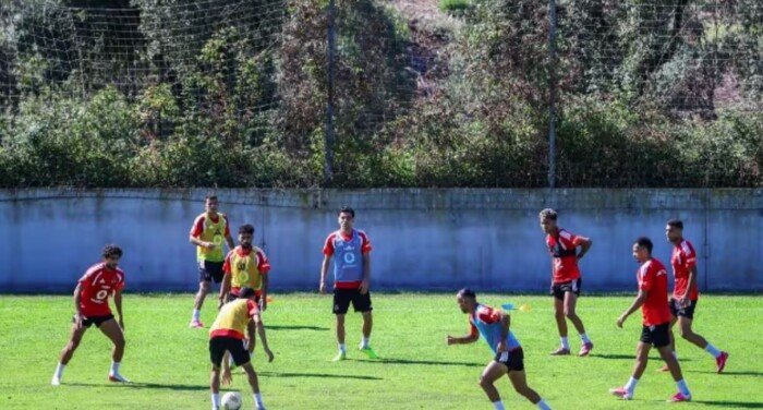 الأهلي يستأنف تدريباته اليوم استعدادًا لمواجهة برشلونة في كأس خوان جامبر