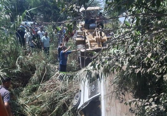ننشر أسماء 5 مصابين بحادث سقوط سيارة ميكروباص في ترعة ببنها – الأسبوع